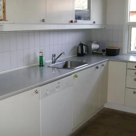 לינה וארוחת בוקר Woody